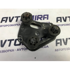 Кронштейн блоку ABS VW Passat B6 2005-2010 3C0614235A